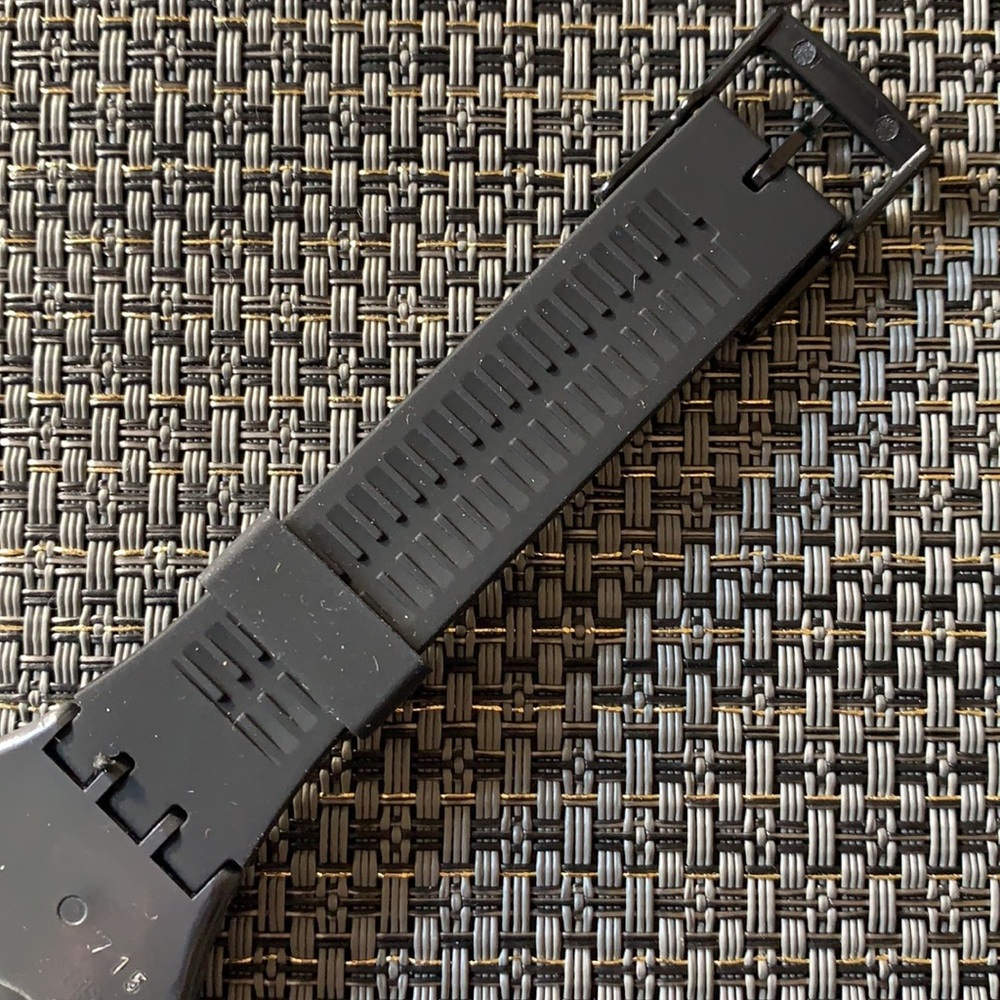 Swatch Watch - GA105 - SILVER CIRCLE - Picture 7 of 9
